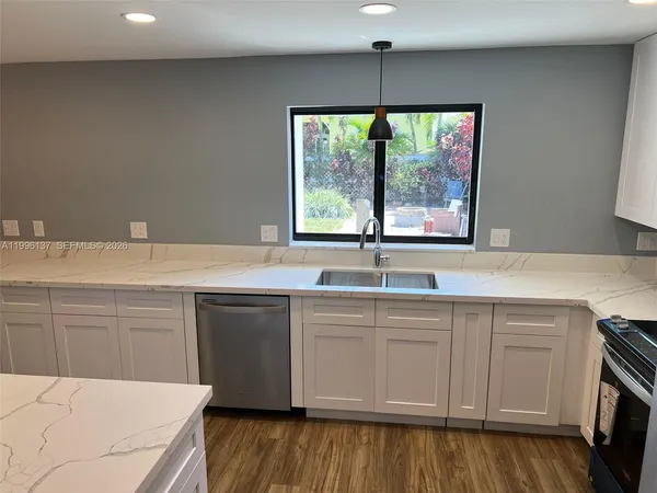 $7,000 | 234 Avalon Avenue, Lauderdale-by-the-Sea, FL 33308