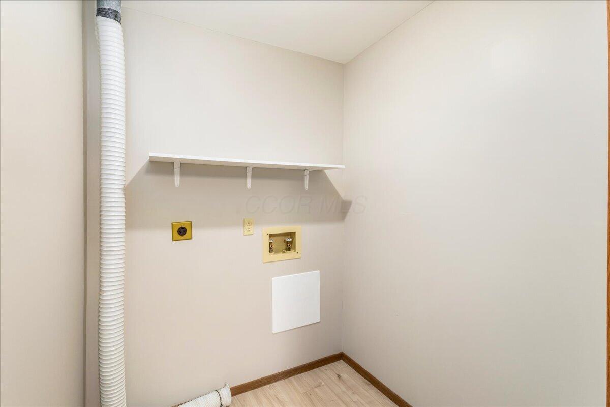 4141 Karl Road, Unit 310 Columbus, OH 43224 - Photo 8 of 25 Laundry off Kitchen