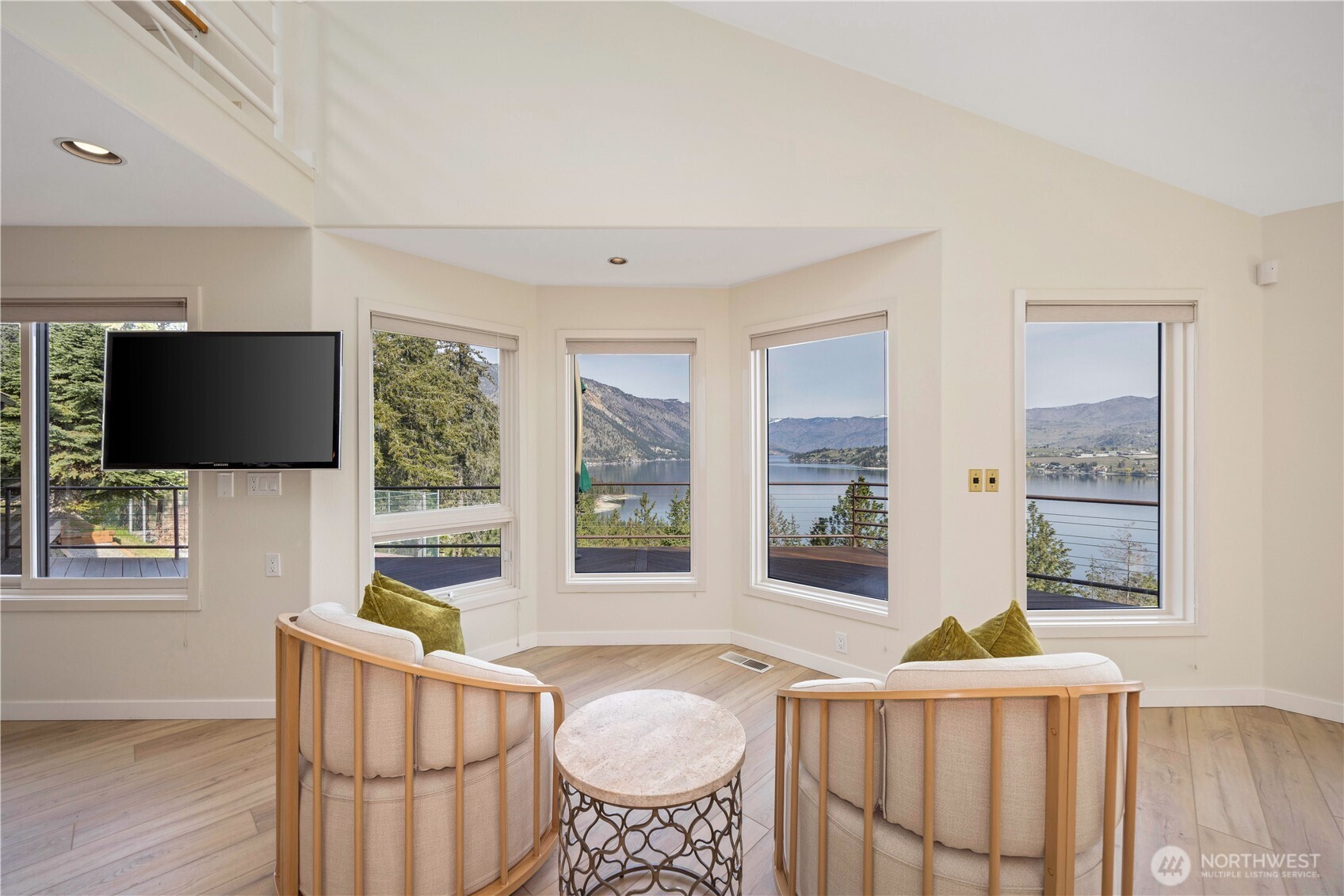 7440 Navarre Road Chelan, WA 98816 - Photo 14 of 40