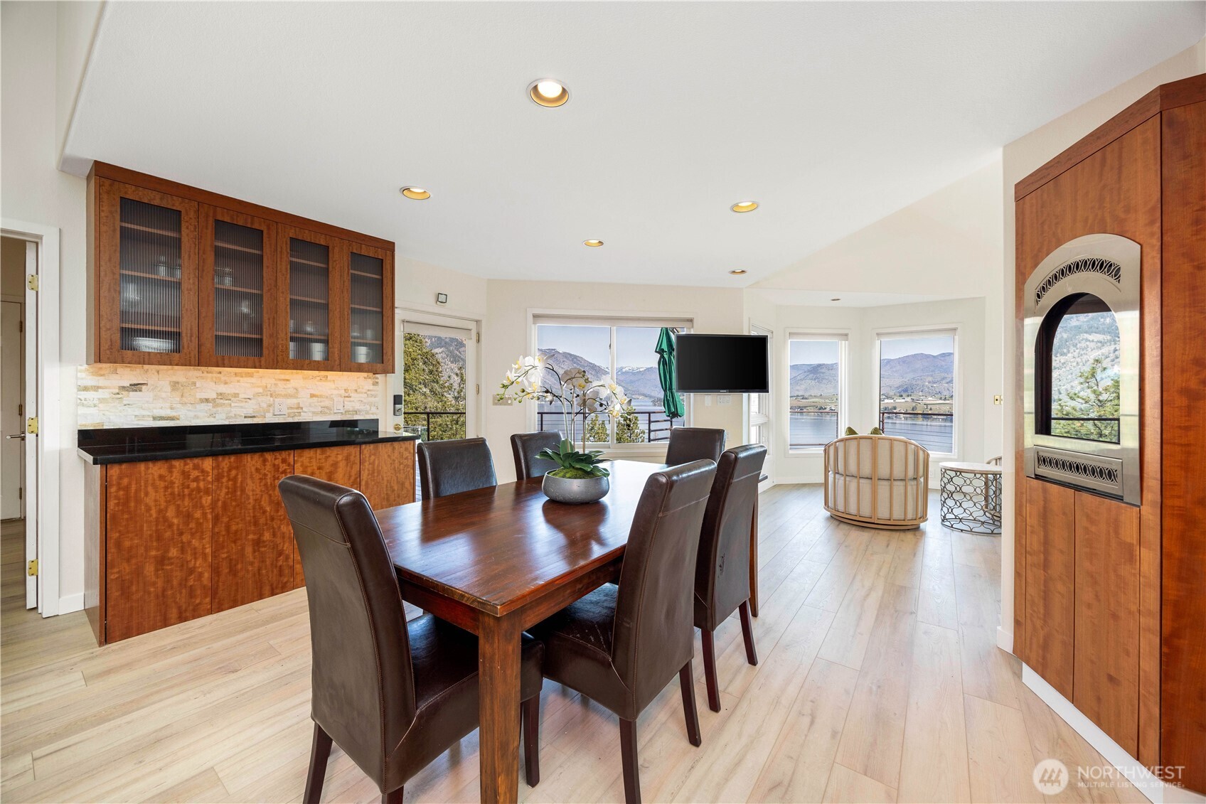 7440 Navarre Road Chelan, WA 98816 - Photo 17 of 40