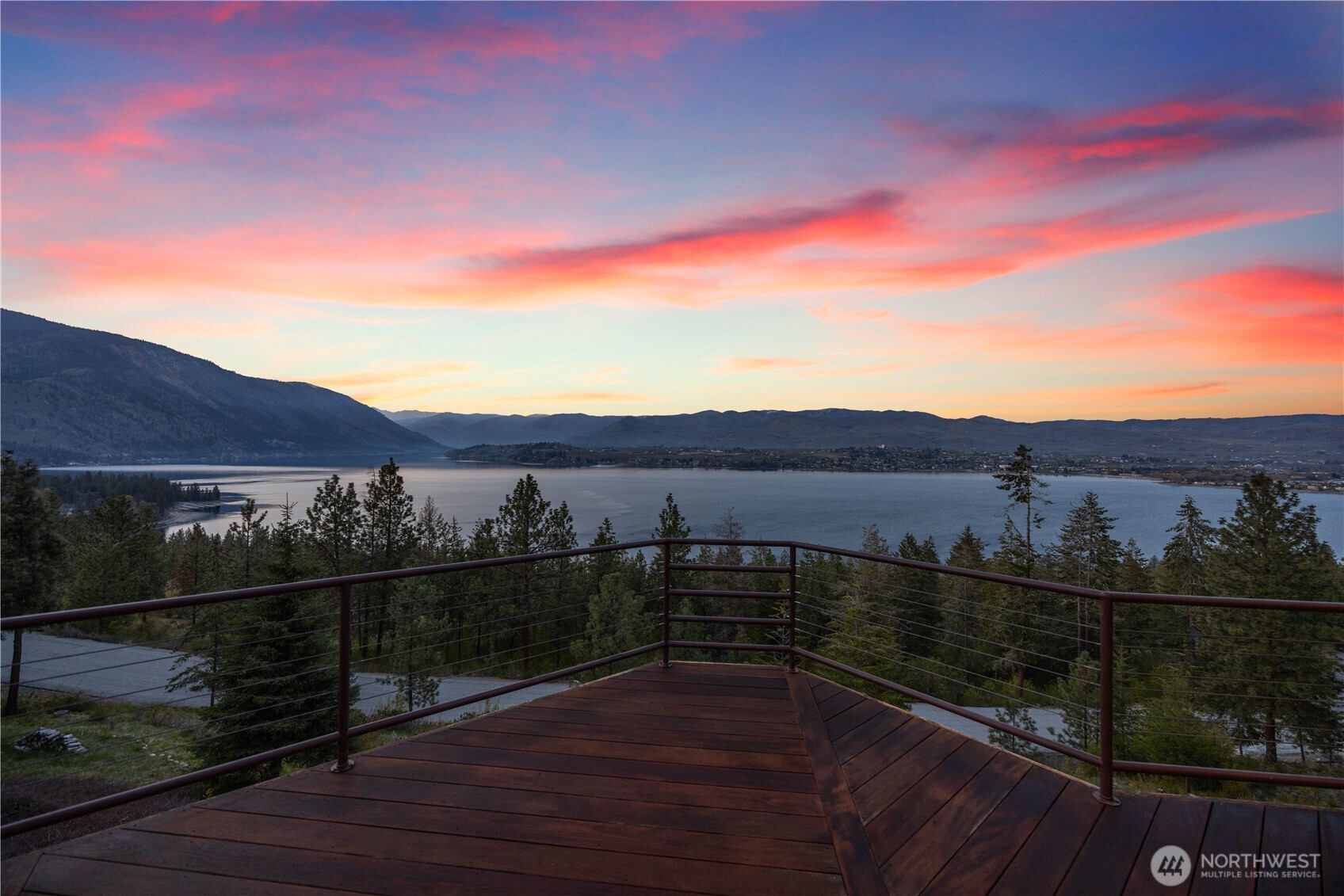 7440 Navarre Road Chelan, WA 98816 - Photo 19 of 40