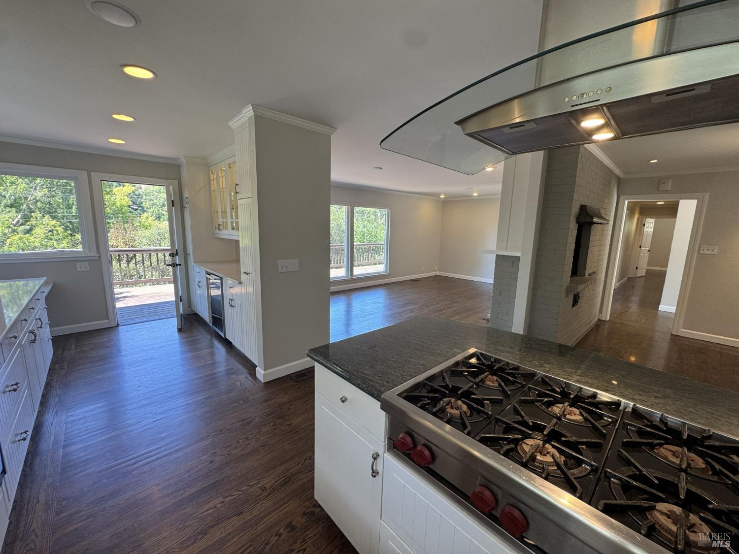 30 Martling Road San Anselmo, CA 94960 - Photo 8 of 46