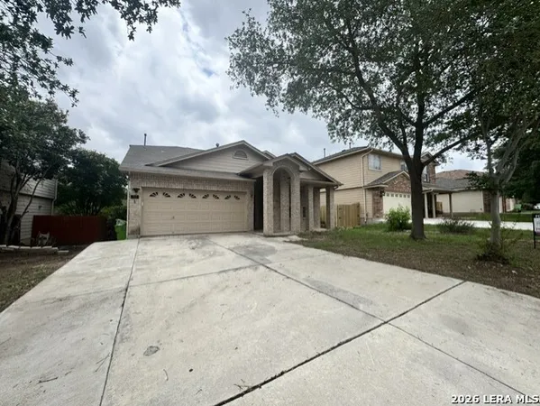 $1,895 | 162 Coopers Hawk, San Antonio, TX 78253