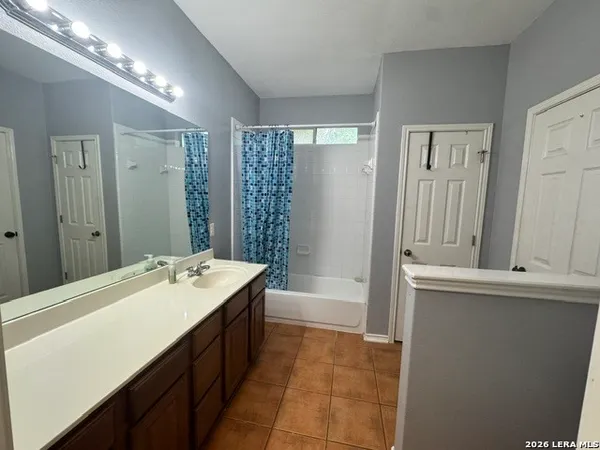 $1,895 | 162 Coopers Hawk, San Antonio, TX 78253