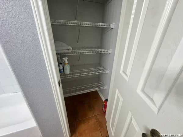$1,895 | 162 Coopers Hawk, San Antonio, TX 78253