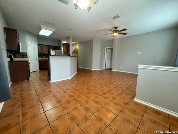 $1,895 | 162 Coopers Hawk, San Antonio, TX 78253
