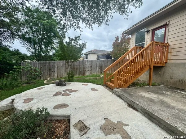 $1,895 | 162 Coopers Hawk, San Antonio, TX 78253