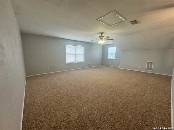 $1,895 | 162 Coopers Hawk, San Antonio, TX 78253