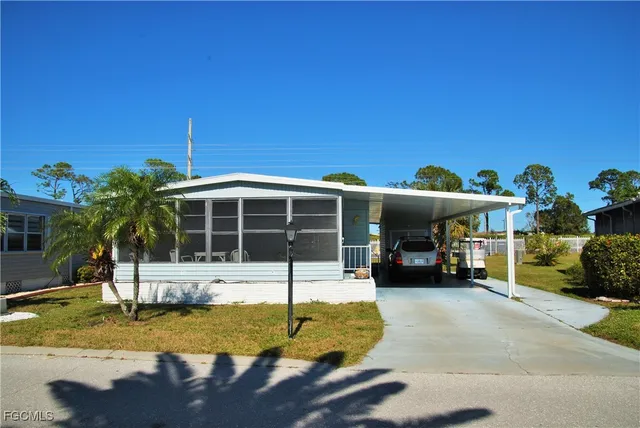$144,900 | 7 Nicklaus Boulevard, North Fort Myers, FL 33903