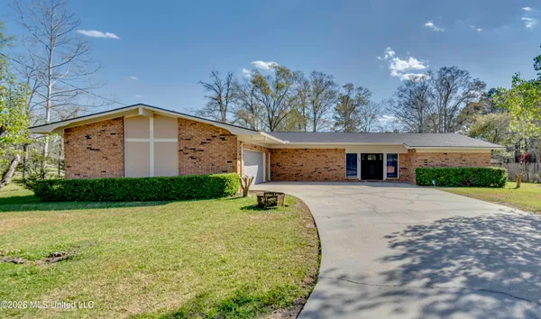 $275,000 | 306 Hancock Drive, Taylorsville, MS 39168