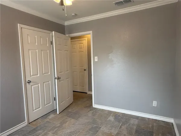 $1,750 | 6433 Aspenwood Drive, Corpus Christi, TX 78412