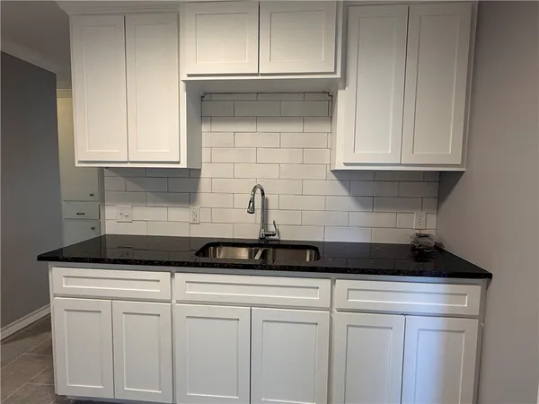 $1,750 | 6433 Aspenwood Drive, Corpus Christi, TX 78412
