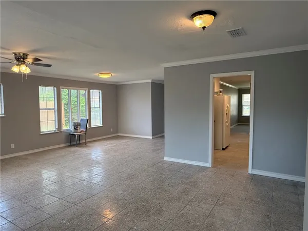 $1,750 | 6433 Aspenwood Drive, Corpus Christi, TX 78412