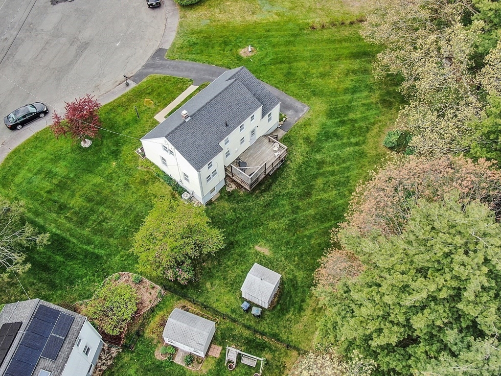 47 Queensview Road Marlborough, MA 01752 - Photo 3 of 35 Gallery Image 3