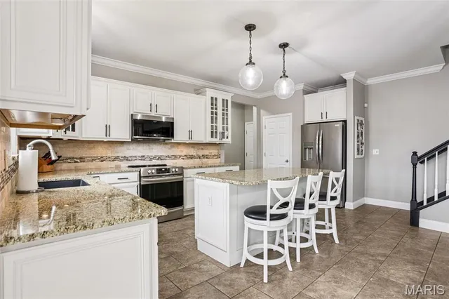 $814,900 | 1281 Hawkins Bend Court, Fenton, MO 63026