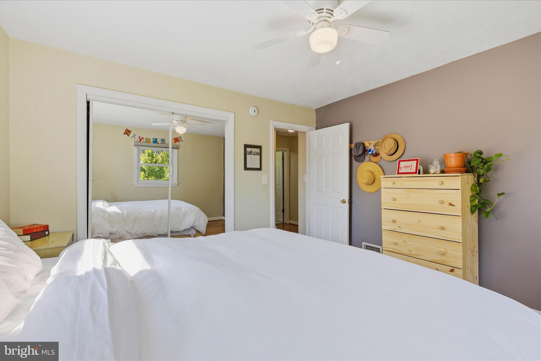 6317 Jason Street Cheverly, MD 20785 - Photo 12 of 34