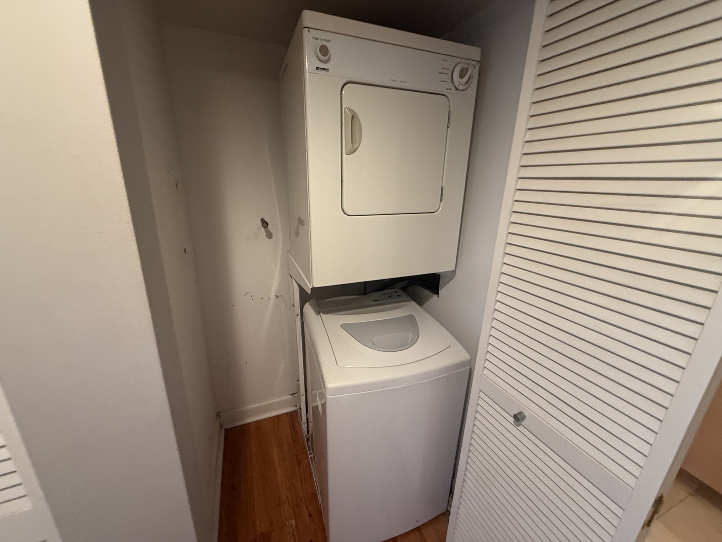 6954 North Greenview Avenue, Unit 305 Chicago, IL 60626 - Photo 12 of 13