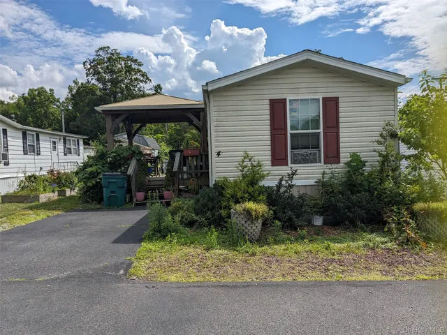 $144,900 | 4 Treeline Circle, Unit 4, Cold Spring, NY 10516