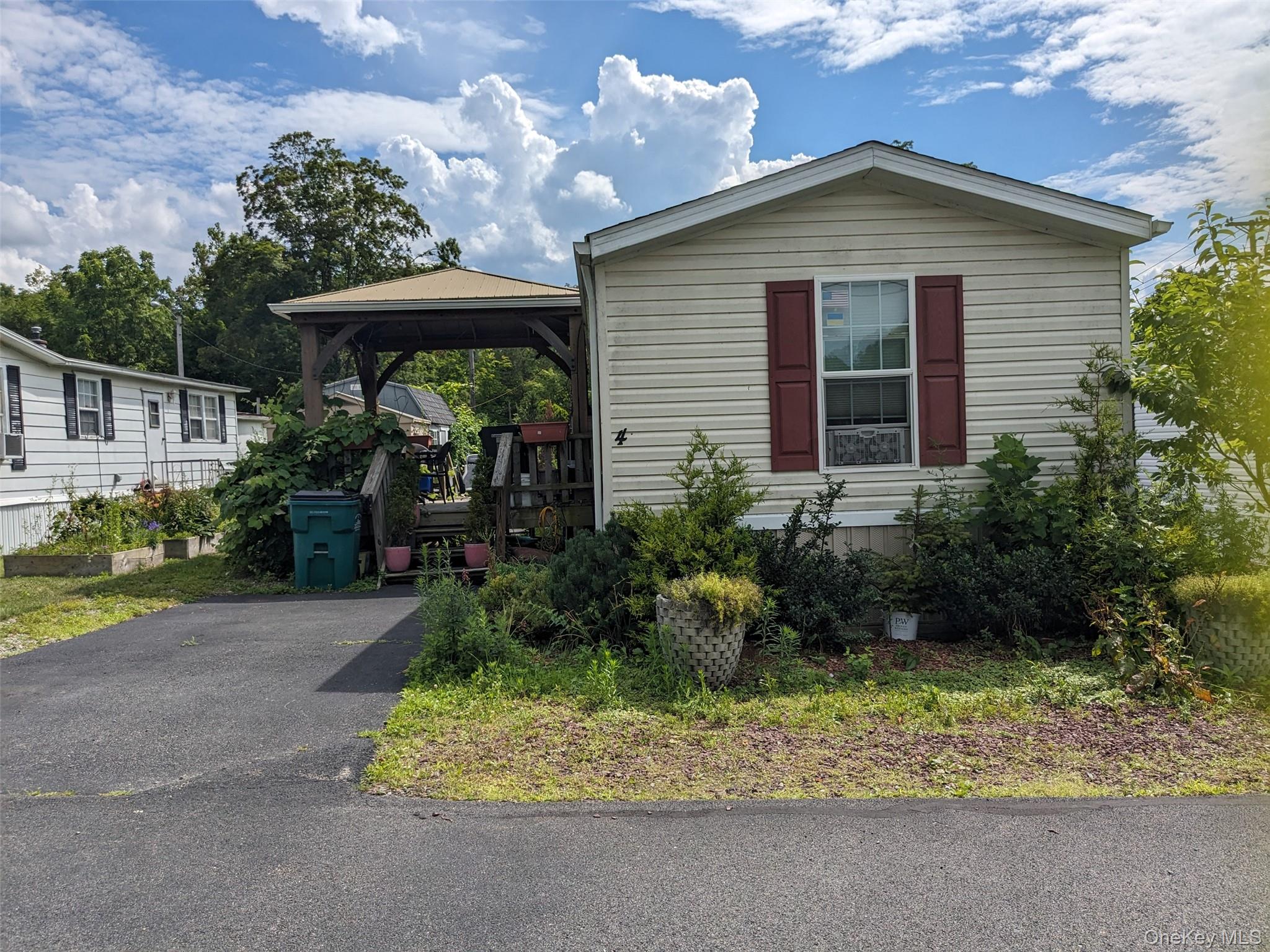 4 Treeline Circle, Unit 4 Cold Spring, NY 10516 - Photo 2 of 10