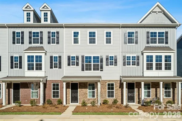 $349,900 | 7113 Brookview Lane, Sherrills Ford, NC 28673