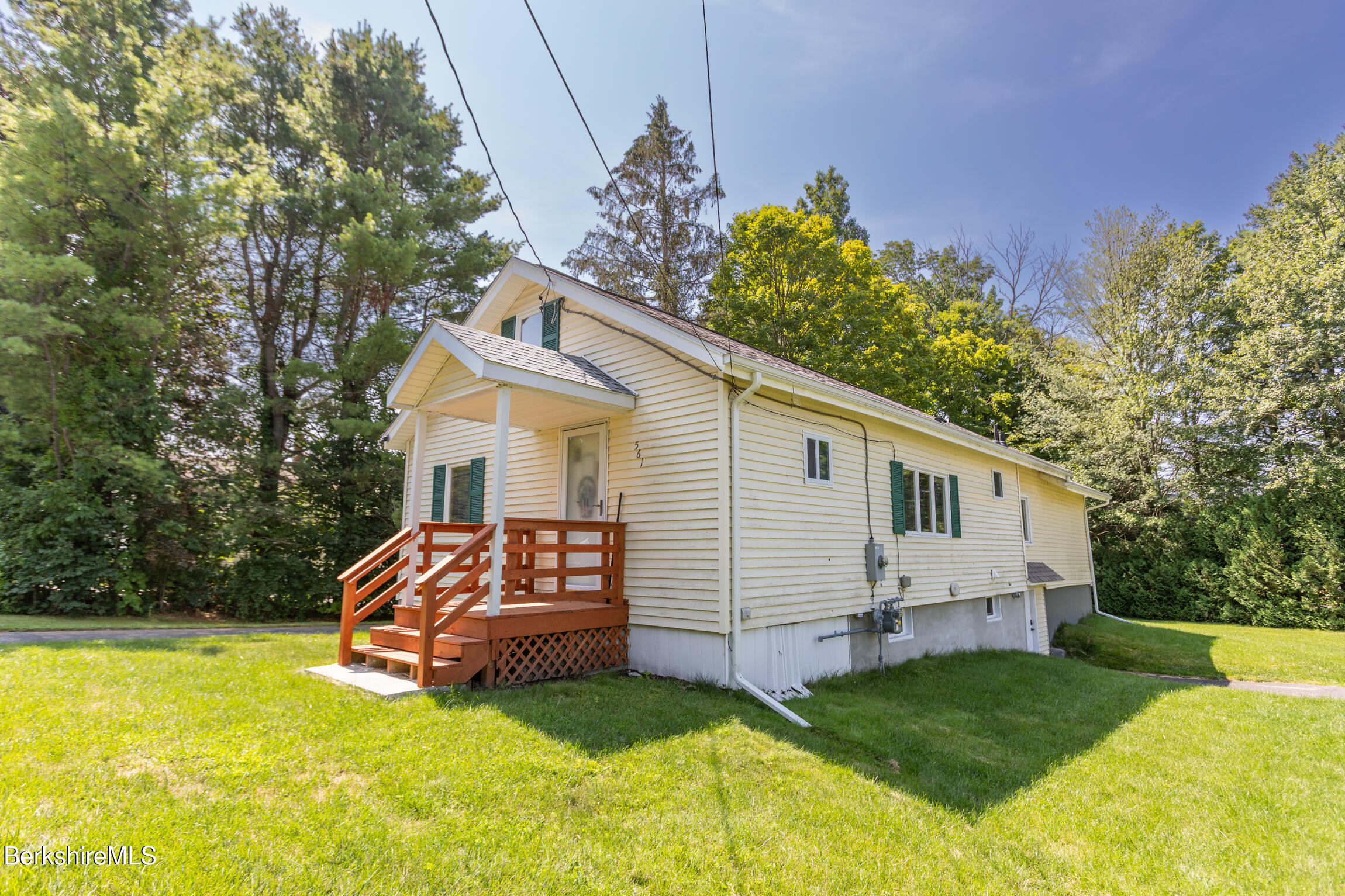 561 Pecks Road Pittsfield, MA 01201 - Photo 2 of 32 Right