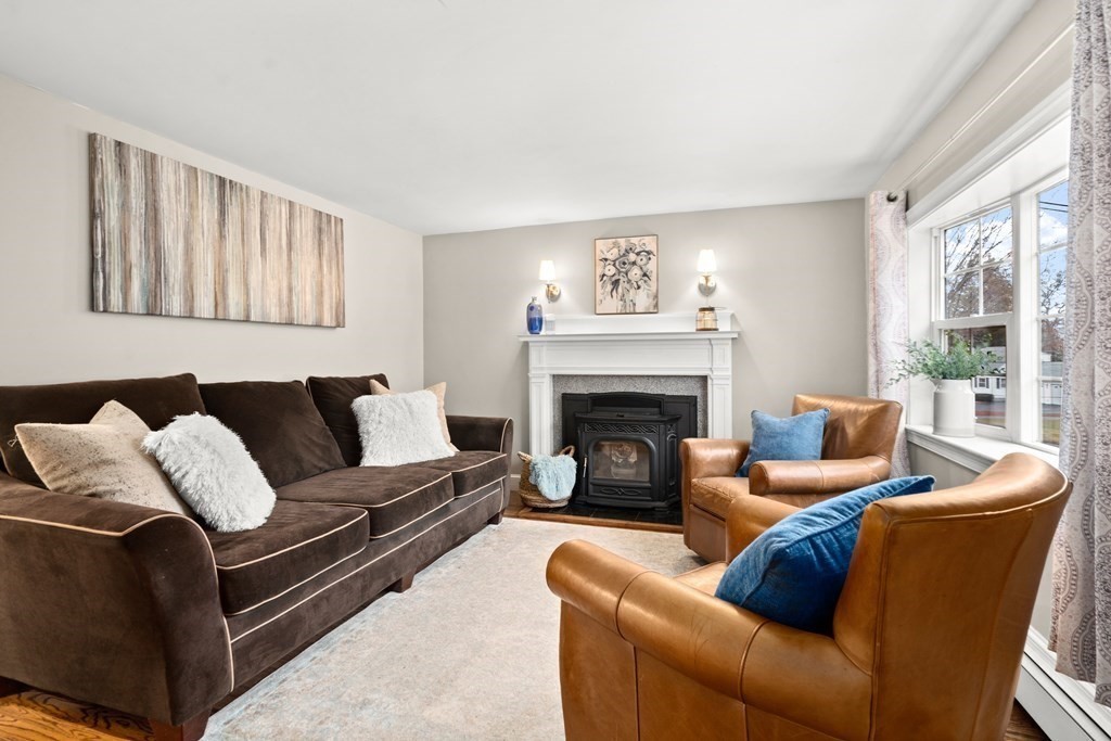 31 Roberts Road Ashland, MA 01721 - Photo 11 of 35 Gallery Image 11