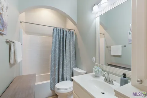 $310,000 | 5370 Courtyard Drive, Gonzales, LA 70737