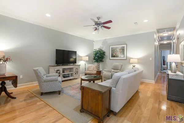 $285,000 | 5370 Courtyard Drive, Gonzales, LA 70737