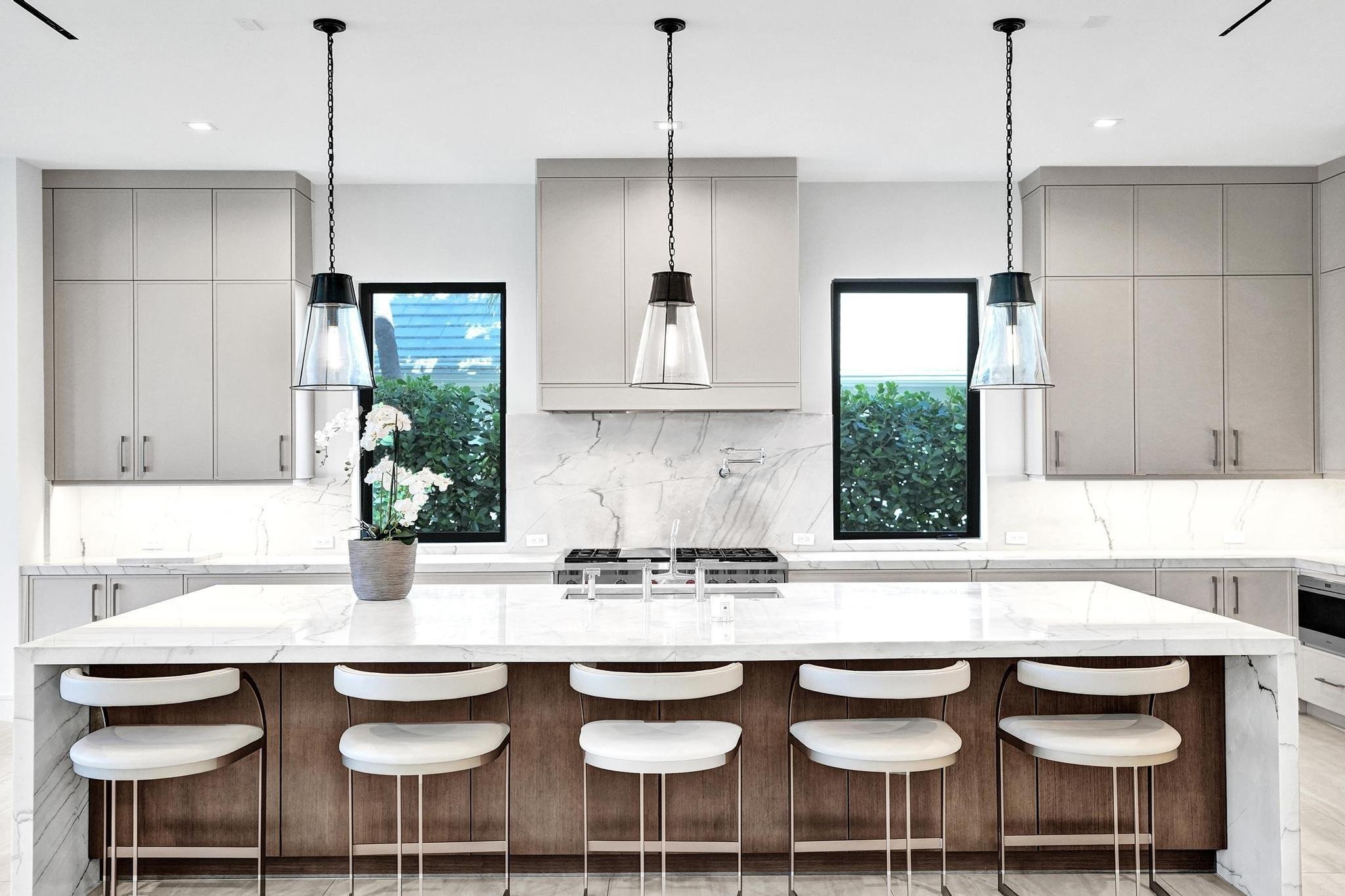 7 Seneca Road Sea Ranch Lakes, FL 33308 - Photo 16 of 65 Photo 16