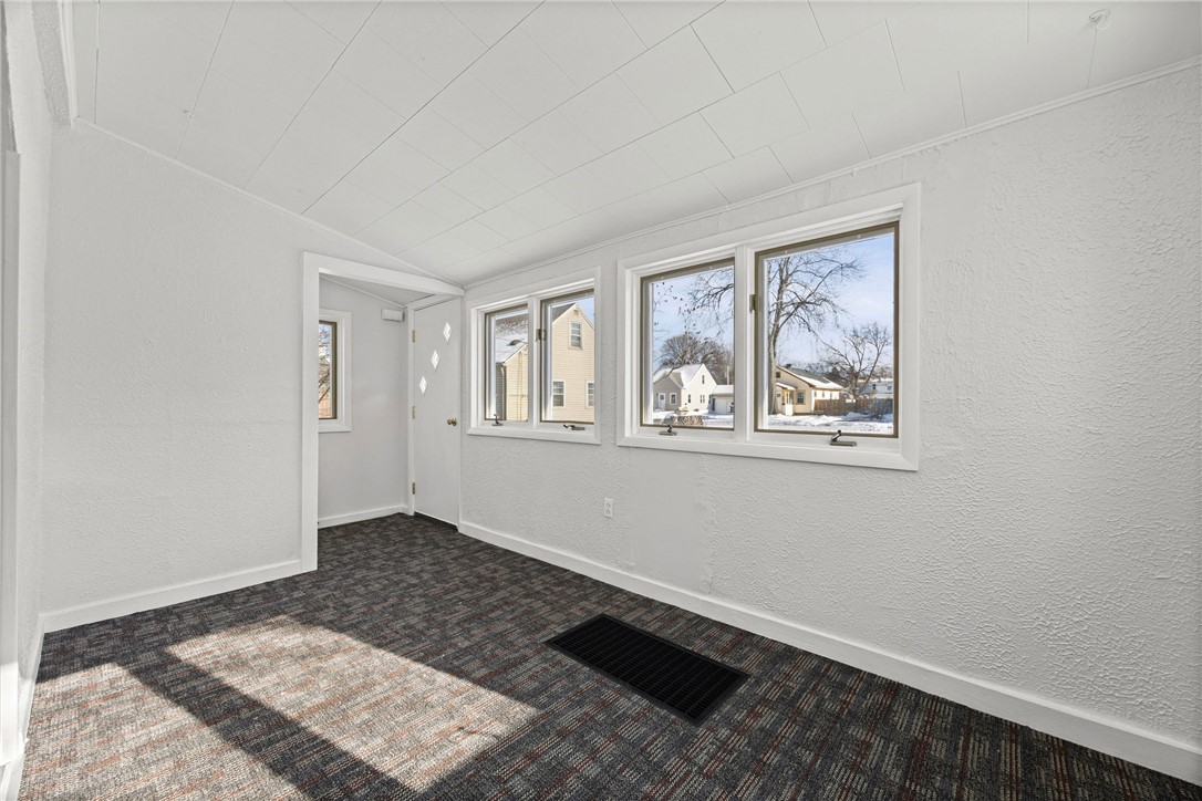 232 Almay Road Greece, NY 14616 - Photo 15 of 39