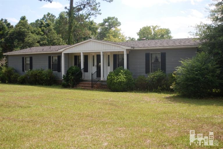 318 Sloop Point Road Hampstead, NC 28443 - Photo 1 of 15 Primary Photo