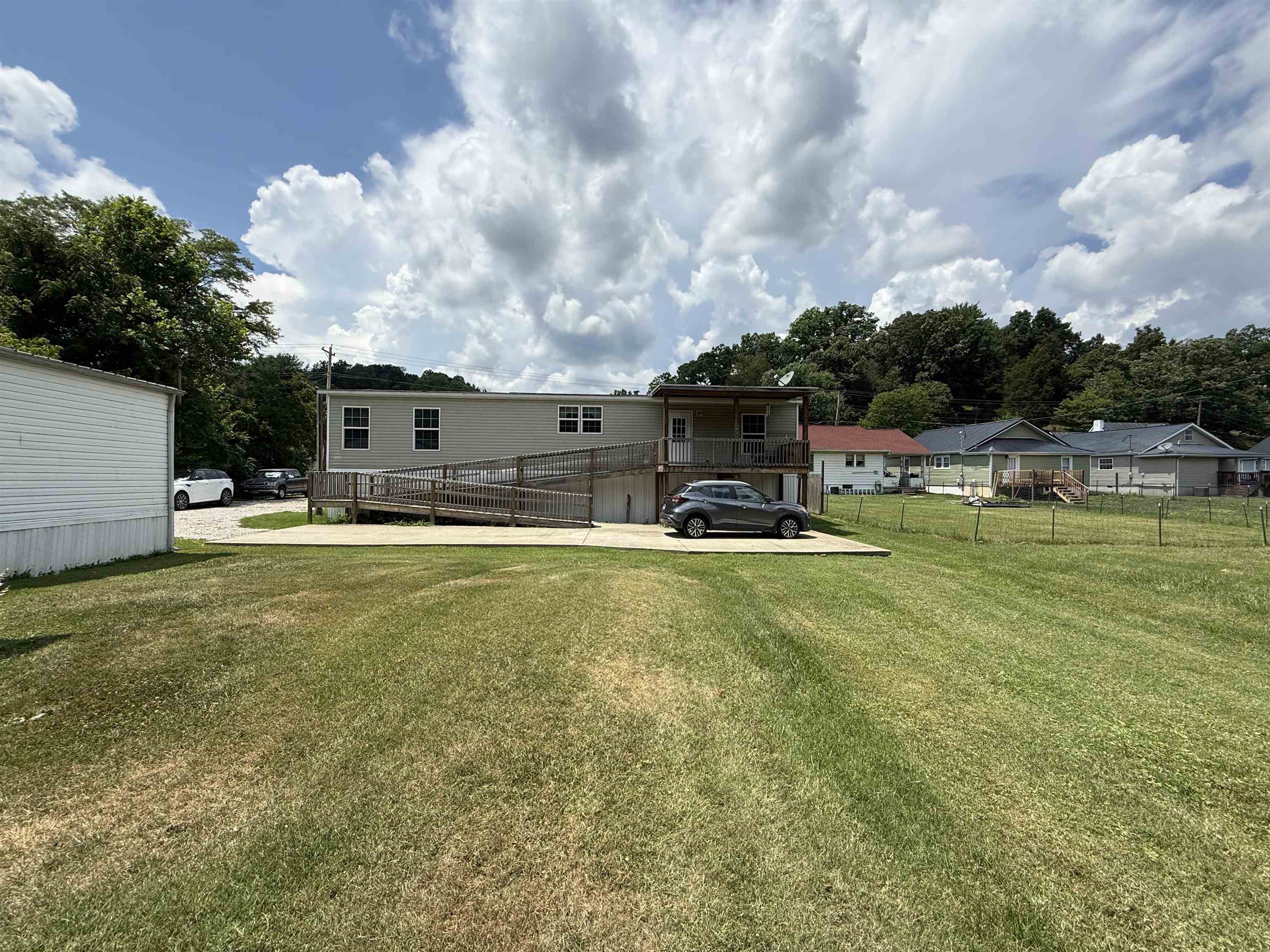 3140 Highway 5 Ashland, KY 41102 - Photo 28 of 32