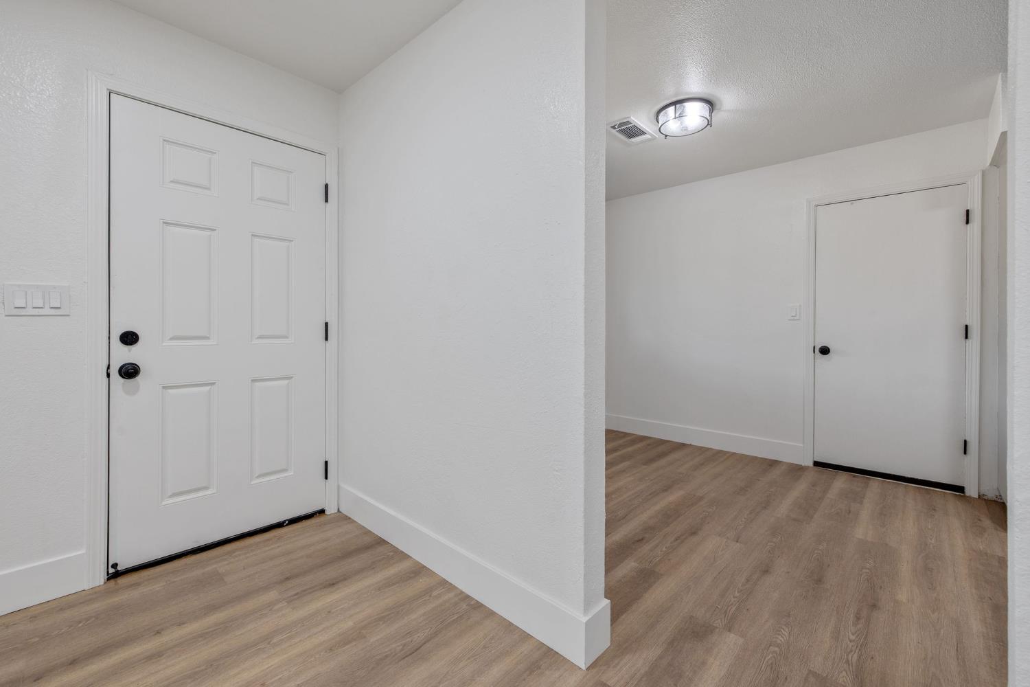1005 Austin Street Madera, CA 93638 - Photo 5 of 28
