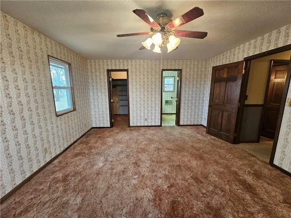 $218,000 | 108 Richill Drive, Hamilton, MO 64644
