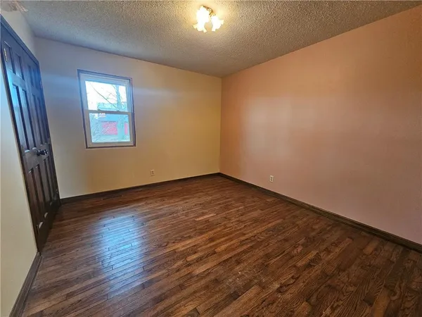 $218,000 | 108 Richill Drive, Hamilton, MO 64644