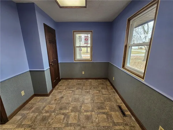 $218,000 | 108 Richill Drive, Hamilton, MO 64644