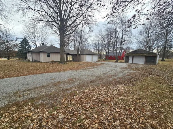 $218,000 | 108 Richill Drive, Hamilton, MO 64644