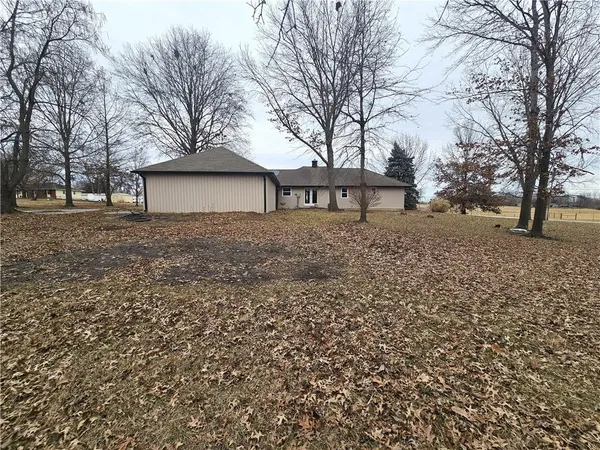 $218,000 | 108 Richill Drive, Hamilton, MO 64644