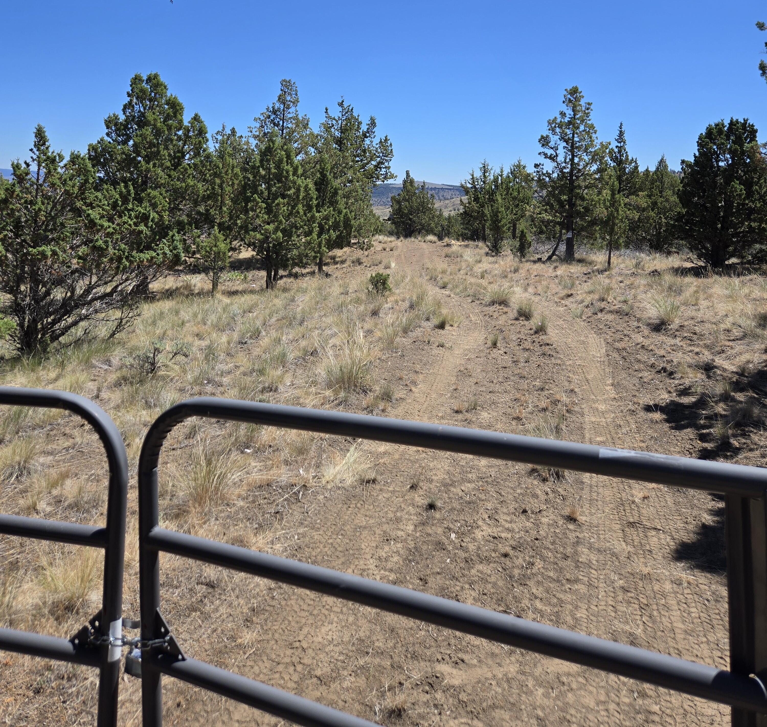 20102 Osprey Road, Unit 800 Prineville, OR 97754 - Photo 11 of 20 20250712_120527