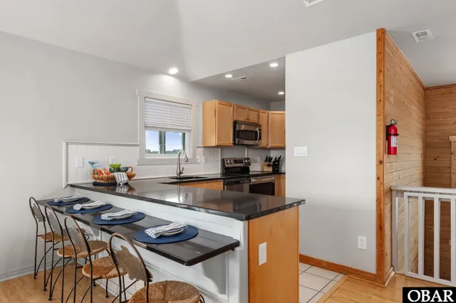 $1,399,000 | 504 Sandbucket Arch, Corolla, NC 27927