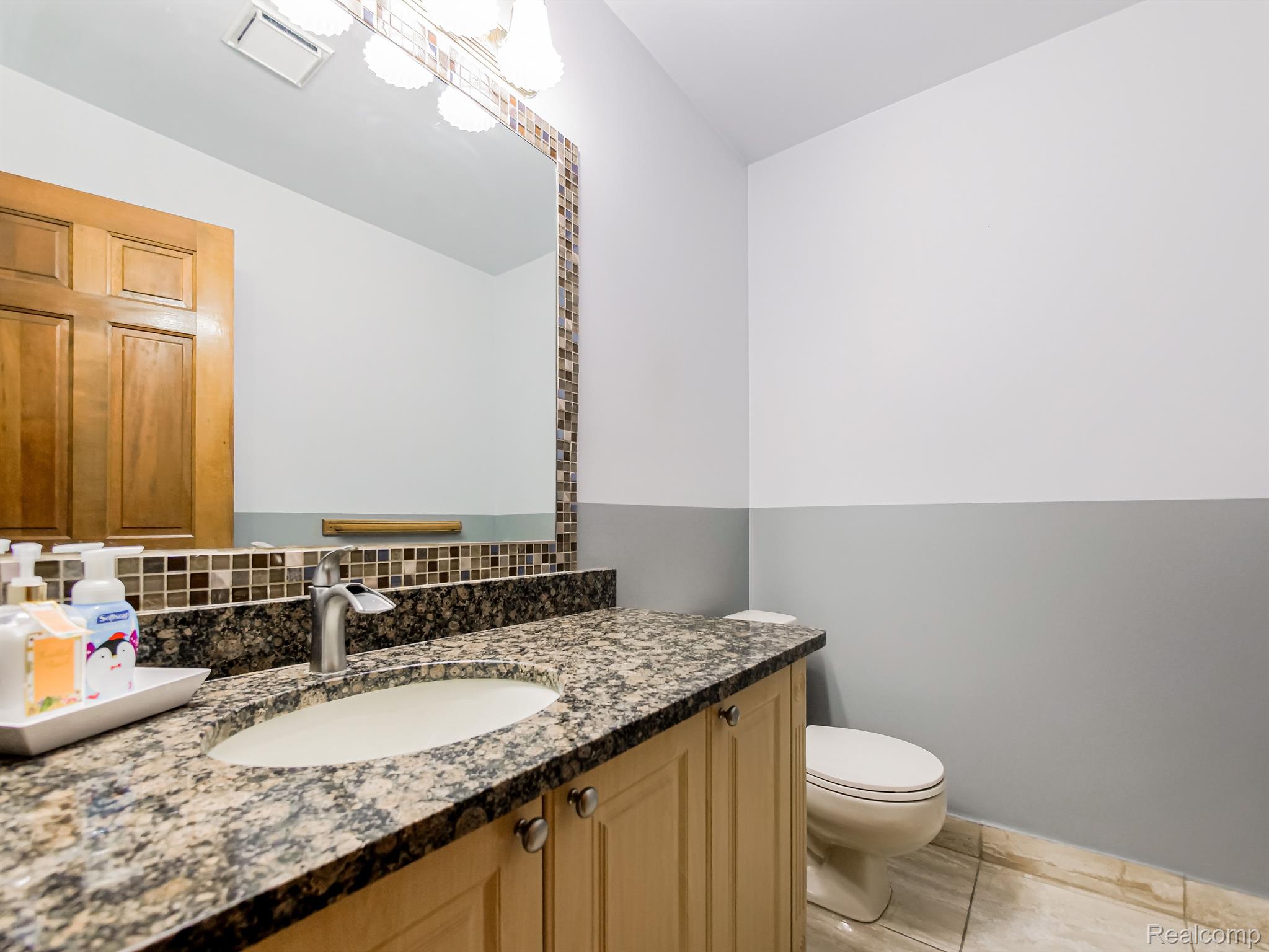 540 Buttercup Drive Rochester, MI 48307 - Photo 6 of 20 Gallery Image 6