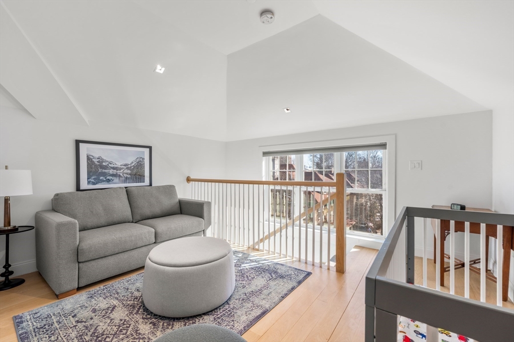 21 Crowninshield Road, Unit 21 Brookline, MA 02446 - Photo 19 of 26