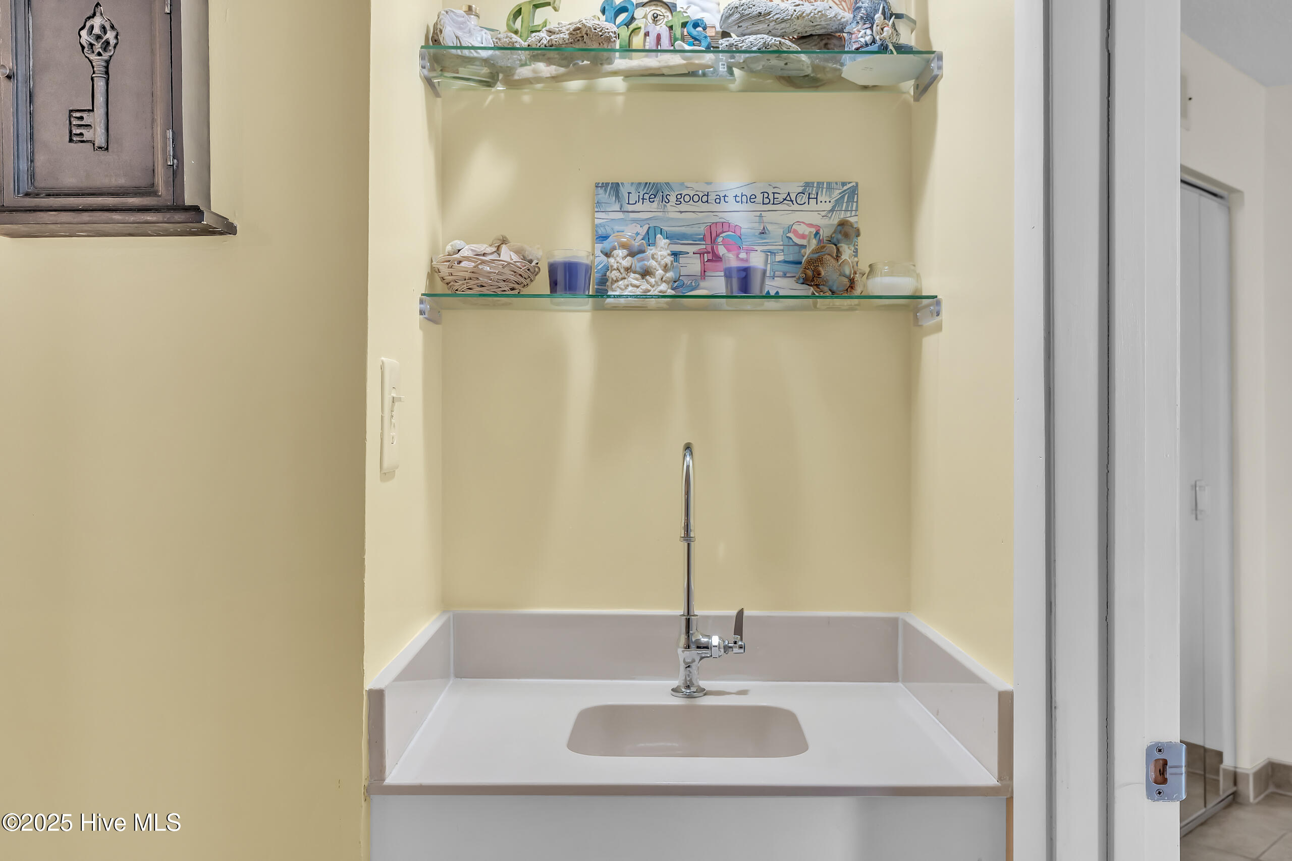 2000 New River Inlet Road, Unit 3105 North Topsail Beach, NC 28460 - Photo 17 of 27 DSC01190