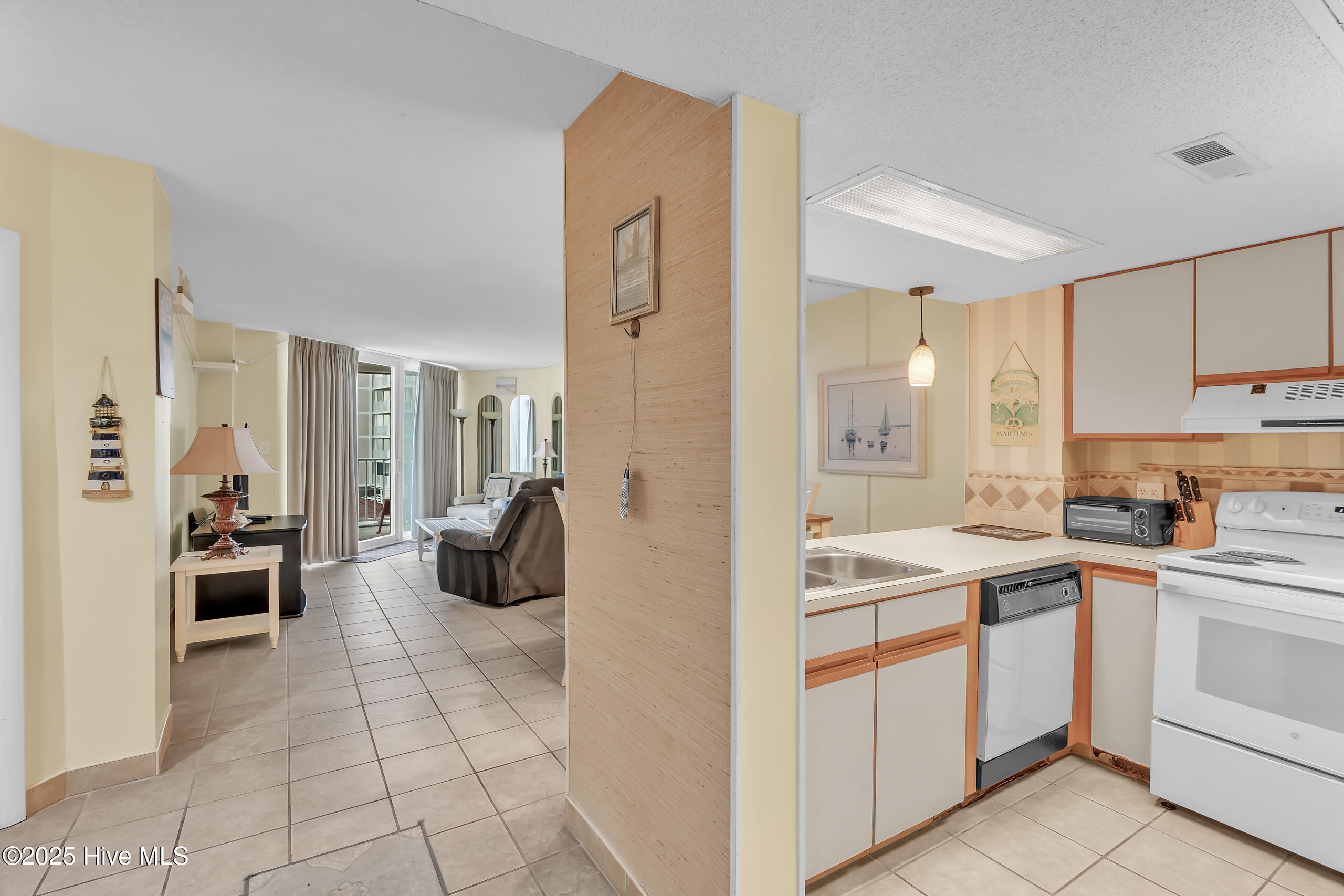 2000 New River Inlet Road, Unit 3105 North Topsail Beach, NC 28460 - Photo 3 of 27 DSC01110