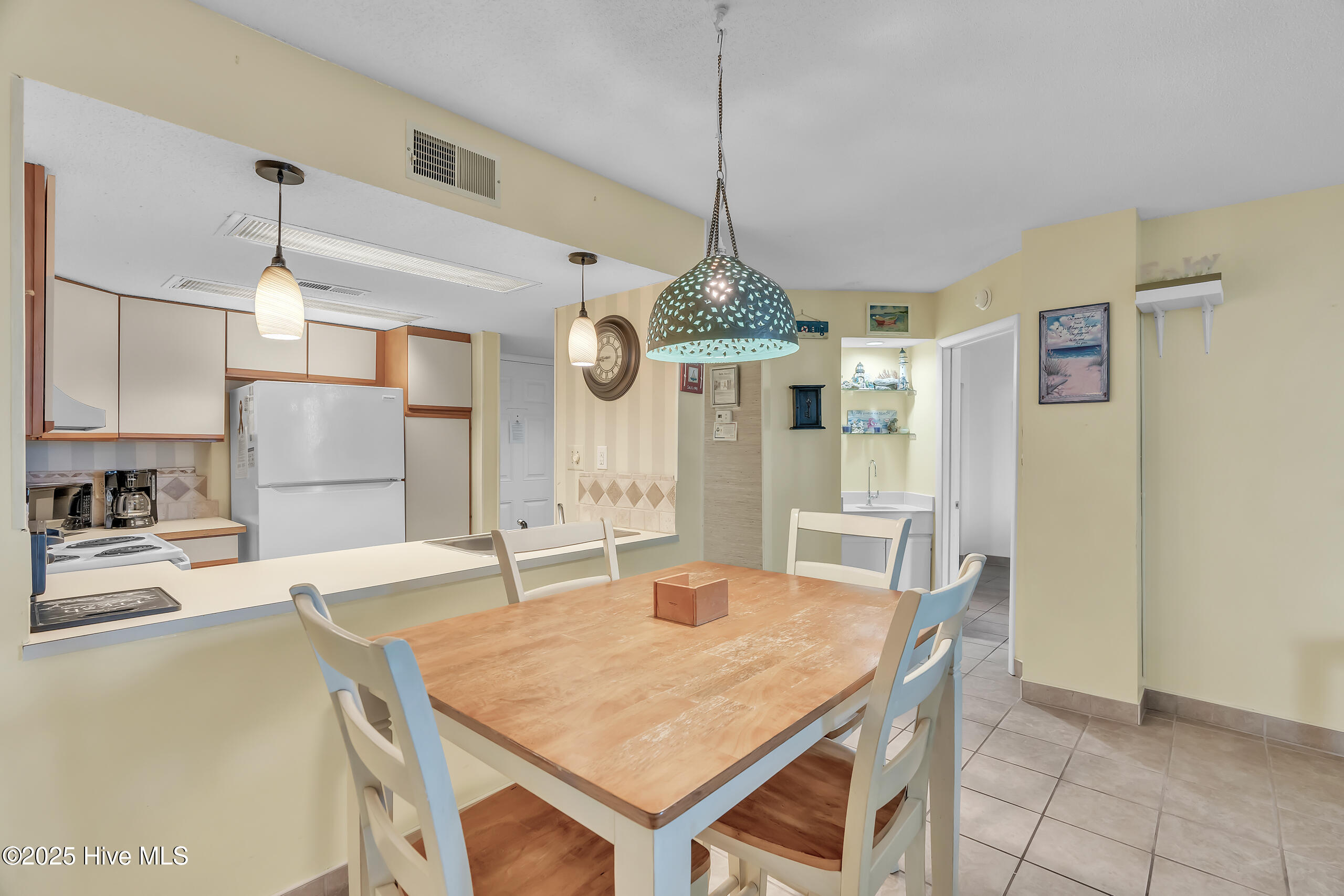 2000 New River Inlet Road, Unit 3105 North Topsail Beach, NC 28460 - Photo 9 of 27 DSC01140