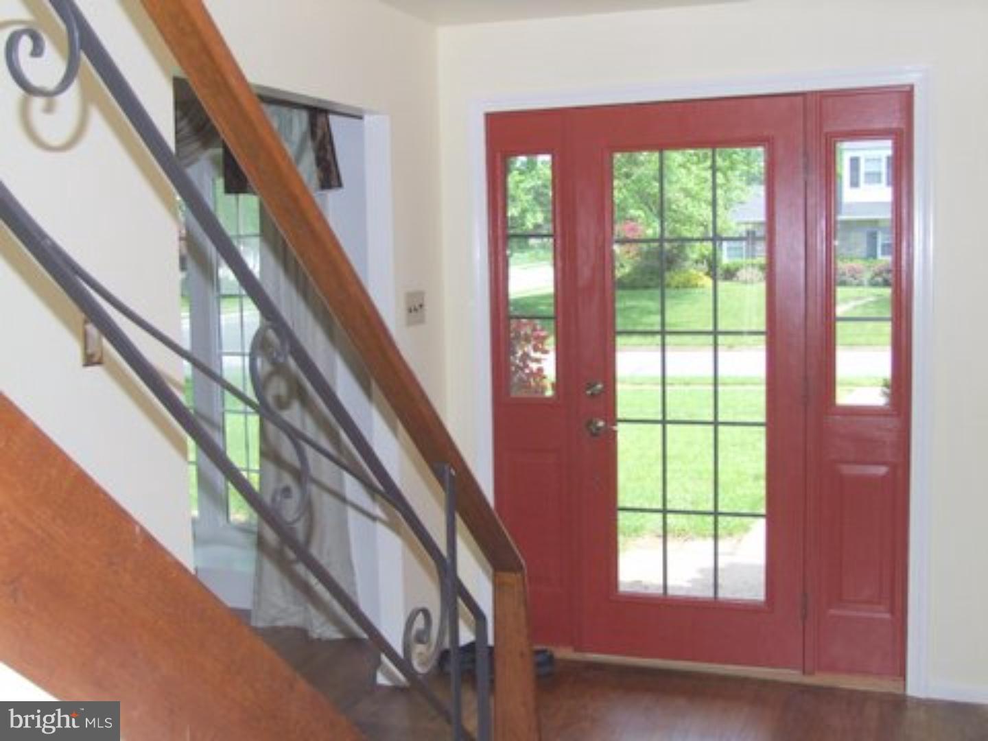 200 Oakwynne Road Broomall, PA 19008 - Photo 13 of 20 Foyer