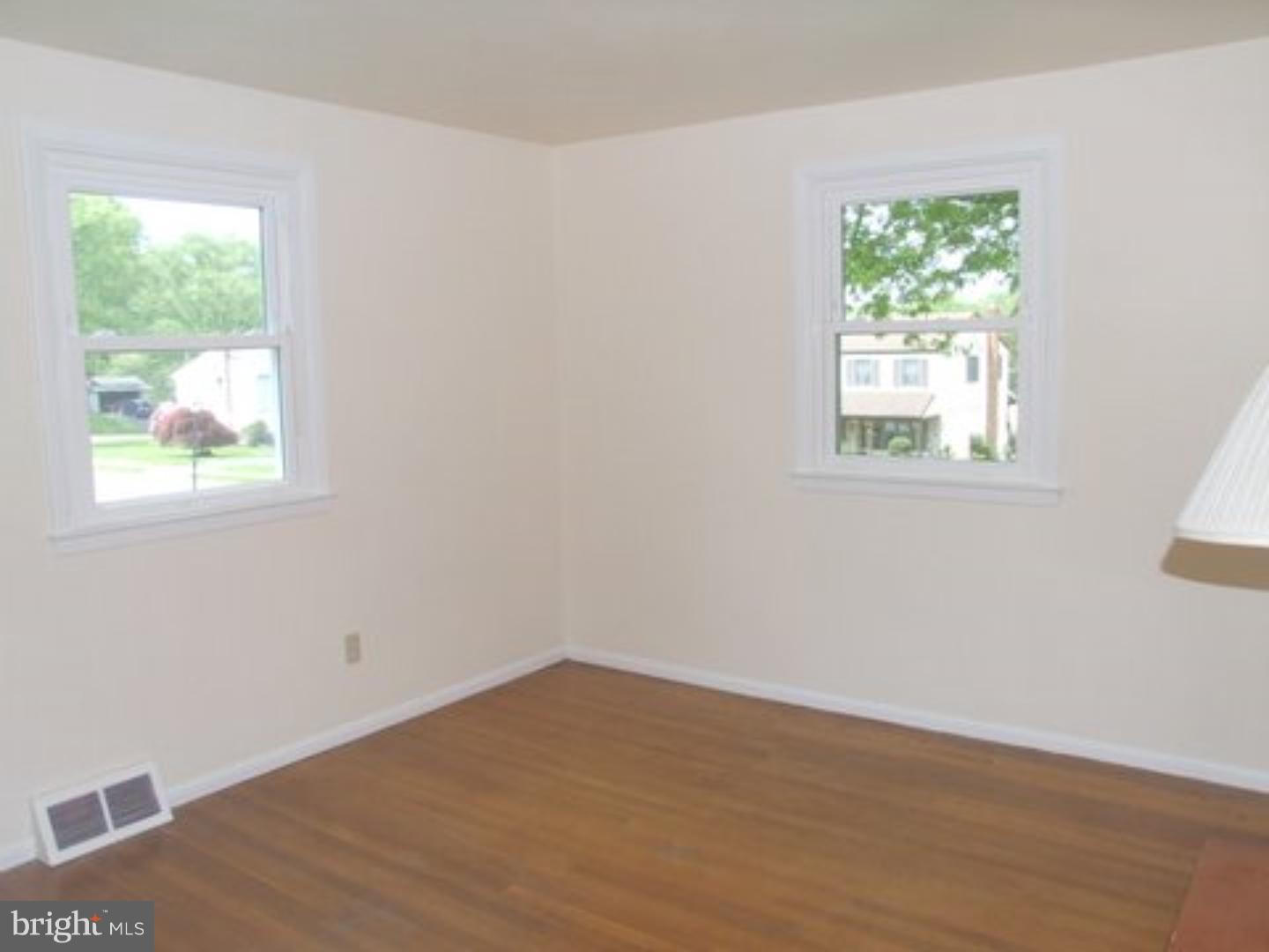200 Oakwynne Road Broomall, PA 19008 - Photo 15 of 20 Bedroom 3
