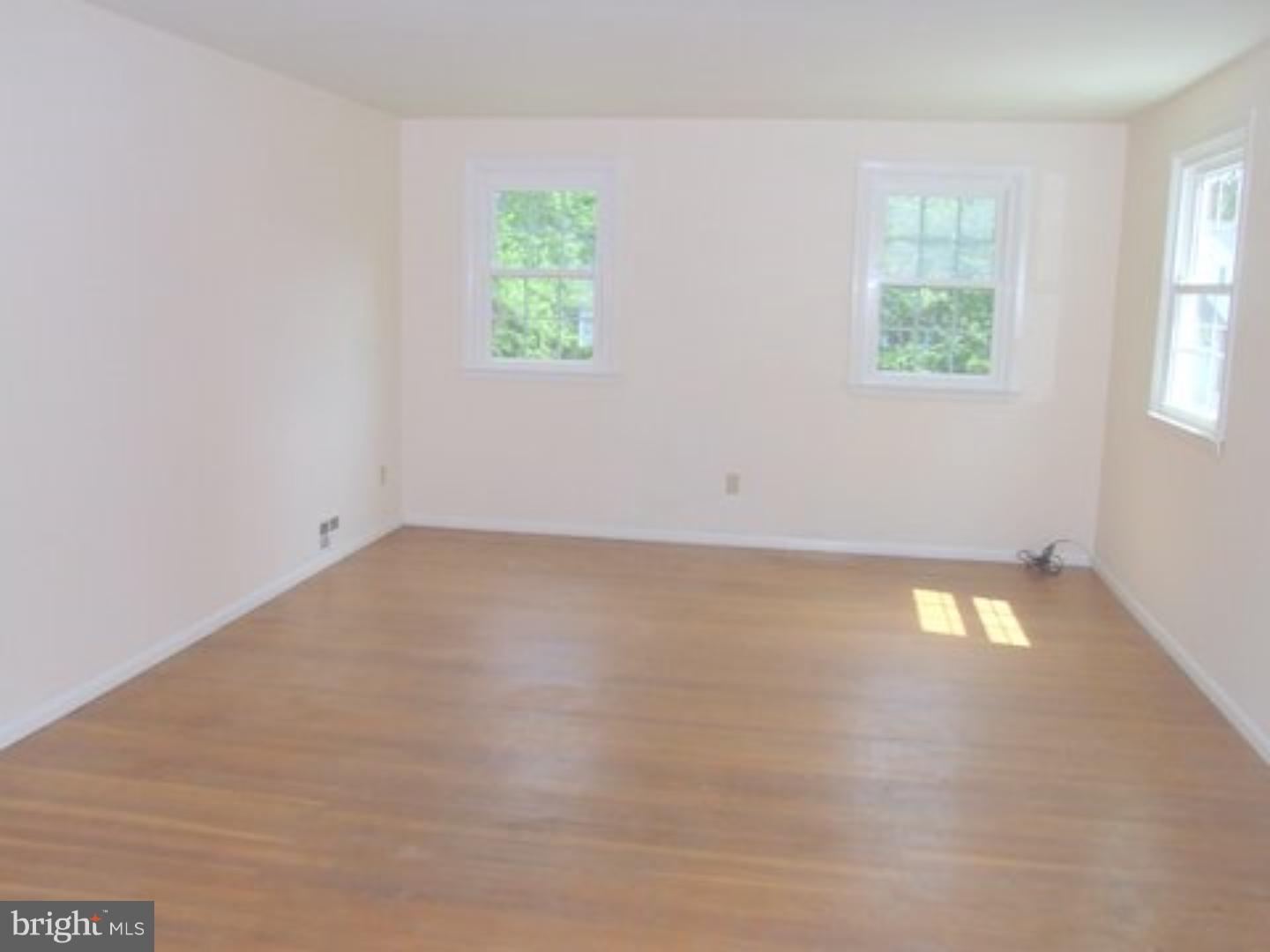 200 Oakwynne Road Broomall, PA 19008 - Photo 17 of 20 Master Bedroom