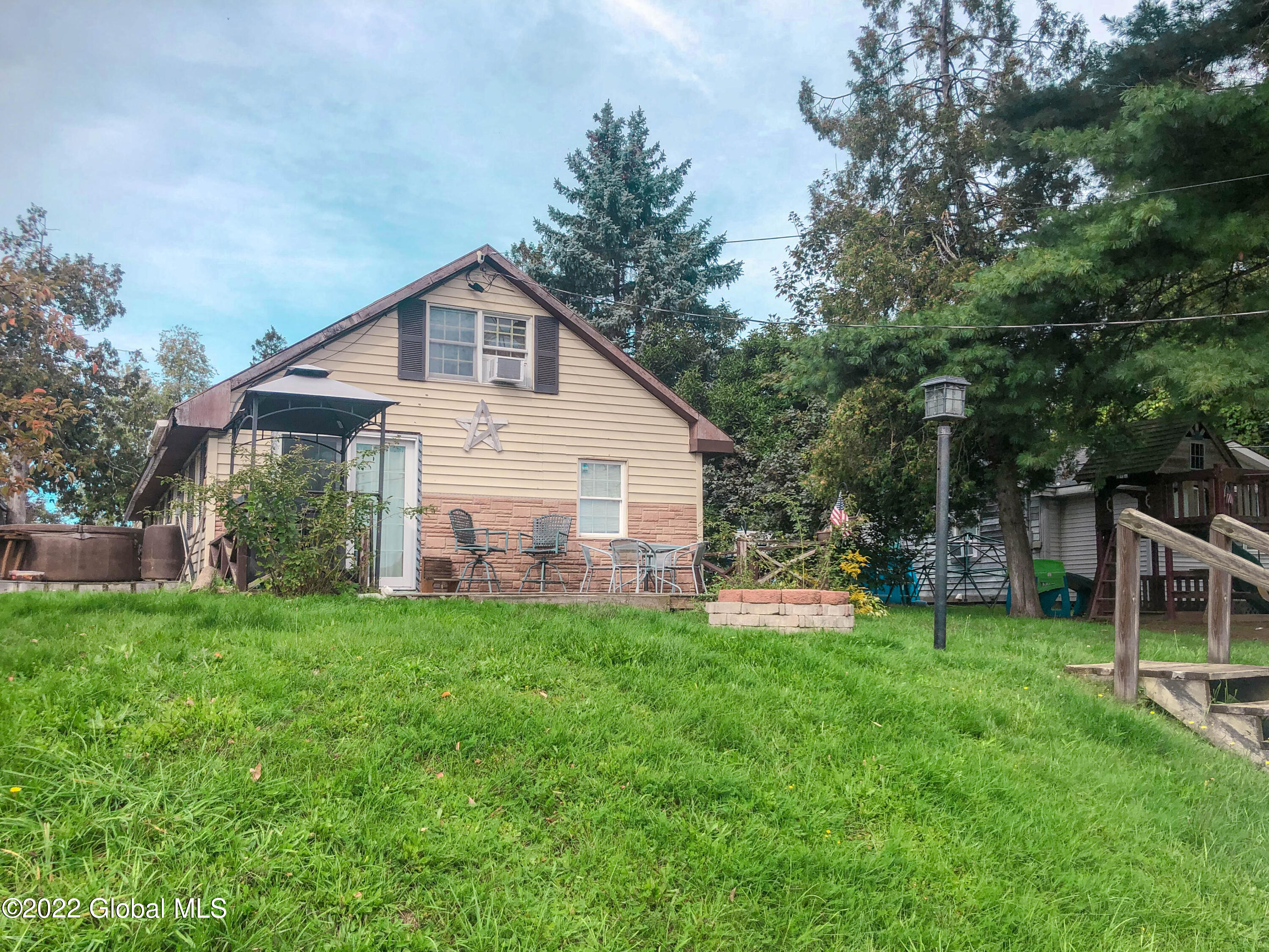 562 Alyssa Way Cambridge, NY 12816 - Photo 1 of 20 552AllysaWay_008
