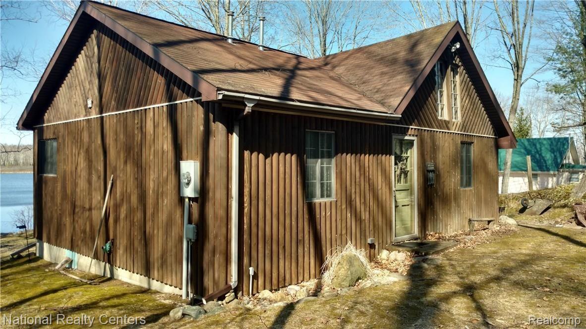 3467 Maple Ridge Road Lupton, MI 48635 - Photo 4 of 28 IMG_20160416_163235082_HDR.jpg